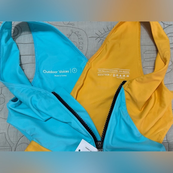 NWT Outdoor Voices SplashKnit 6" Bodysuit XS Colorblock Black, Teal, and Yellow - Picture 9 of 12